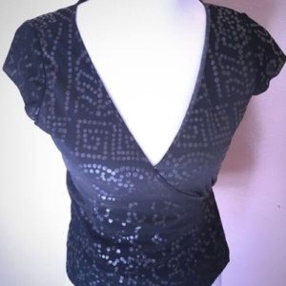 BCBG super cute wrap top - Picture 2 of 3